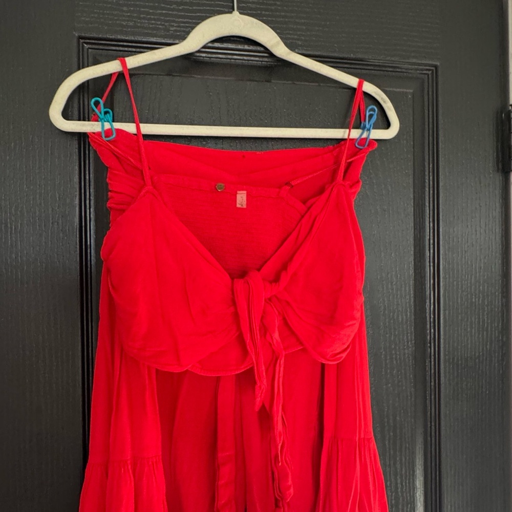 Red Sleeveless Tie-Front Set